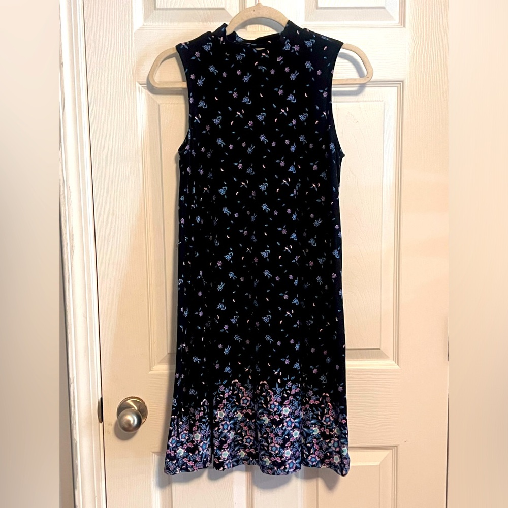Pink Rose Dress Size Medium super soft and fun